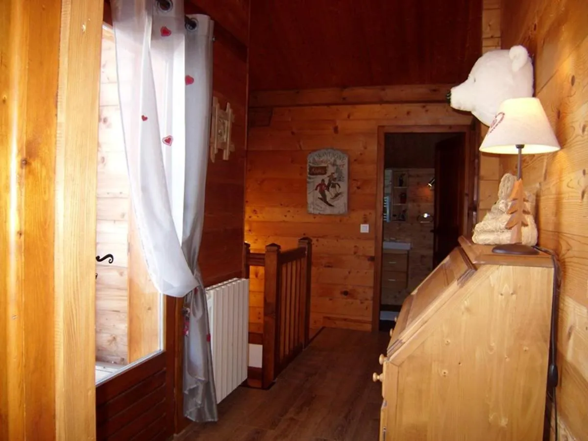 Chalet 8 Pers. A 350M Des Pistes, 4 Ch., Wifi, Garage, Poele A Bois, Ensoleille, Crest-Voland - Fr-1-733-37
