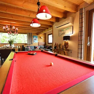 Les Flocons Chalet